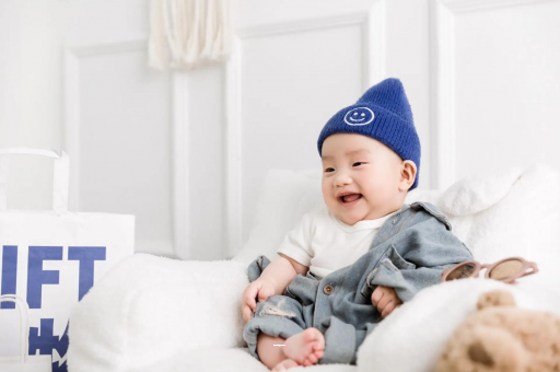 锡林郭勒宝宝躺着吃奶有影响吗 锡林郭勒宝宝躺着吃奶有影响吗